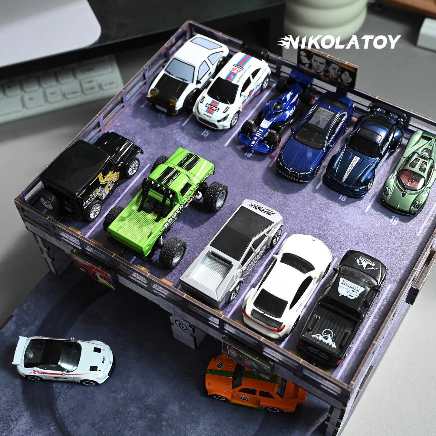 1:64 Electric Drift Turntable Car Model Parking Lot - Image 2